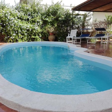 Appartamenti Villa Elisa 보사 외부 사진