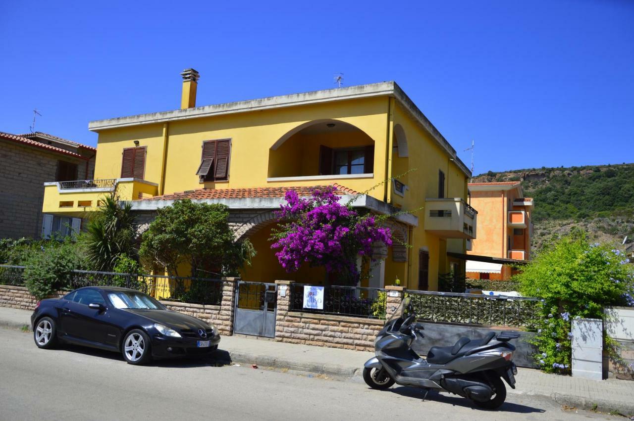 Appartamenti Villa Elisa 보사 외부 사진