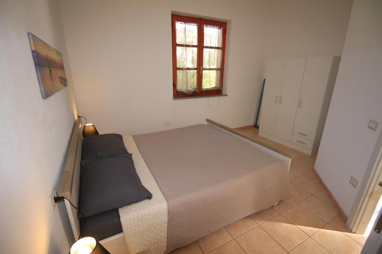 Appartamenti Villa Elisa 보사 외부 사진