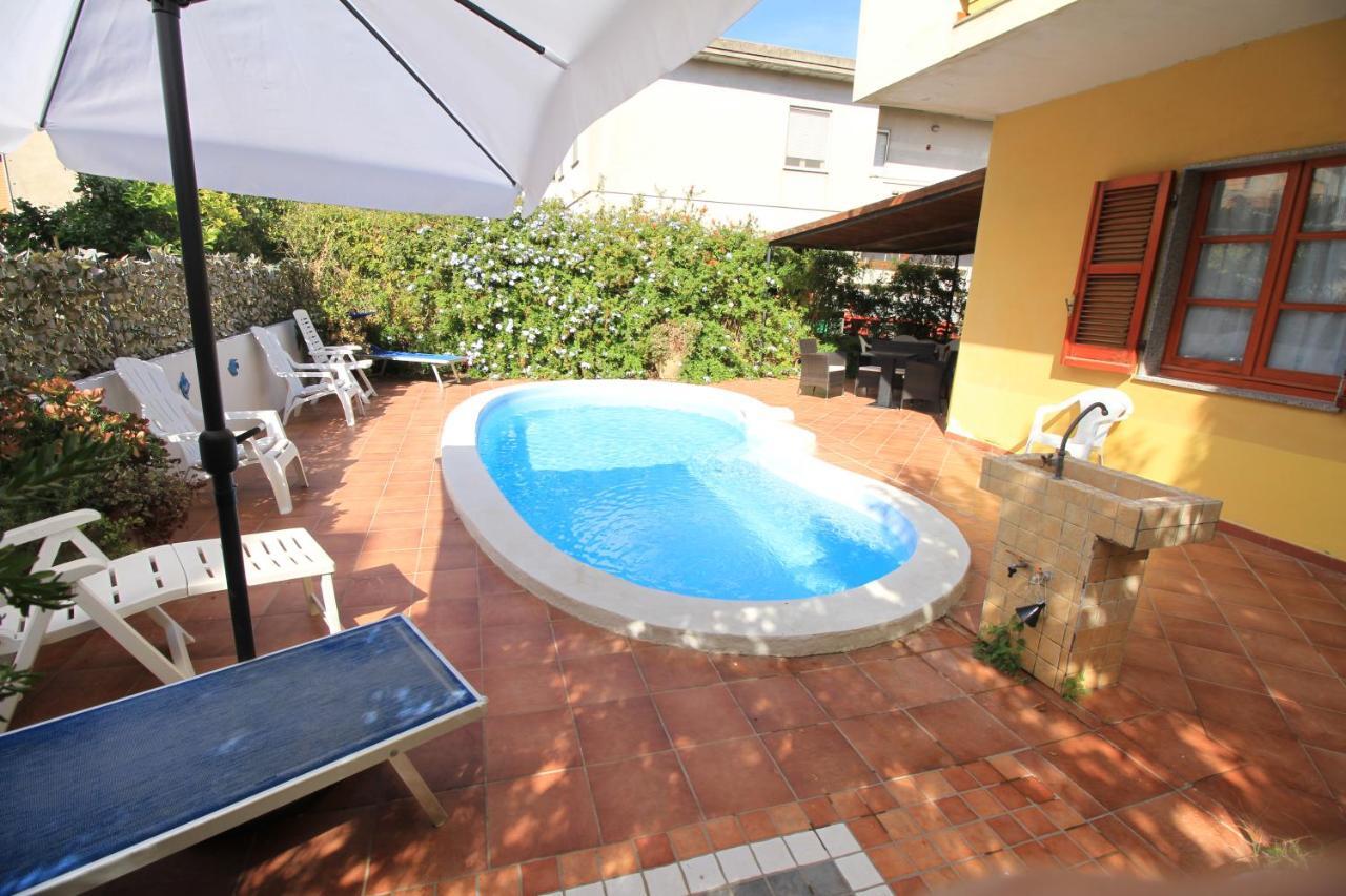 Appartamenti Villa Elisa 보사 외부 사진